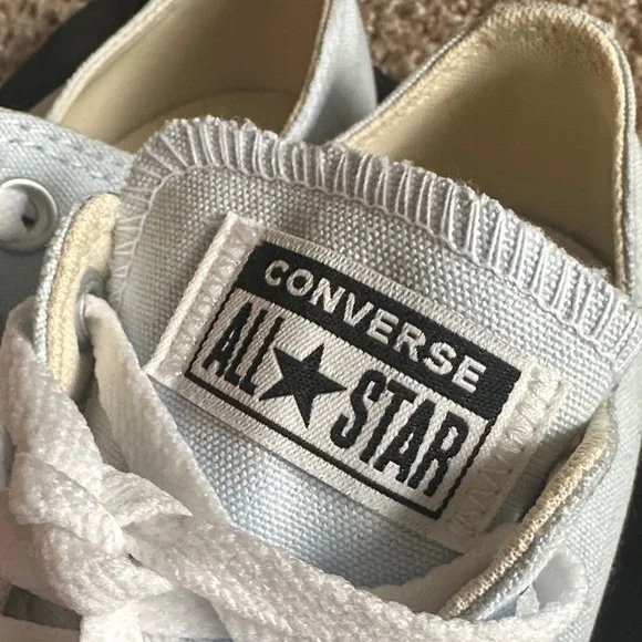 Two Pair Men’s 6 Converse Sky Blue and white Canvas Shoes - Picture 4 of 12
